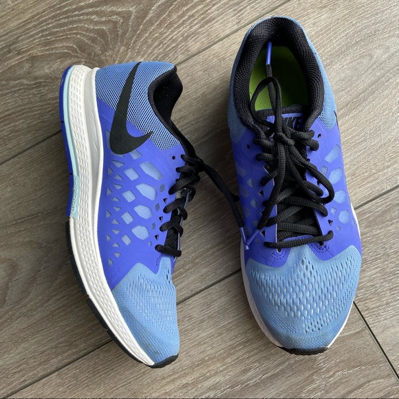 Nike Women's Air Zoom Pegasus 31 Running Shoe